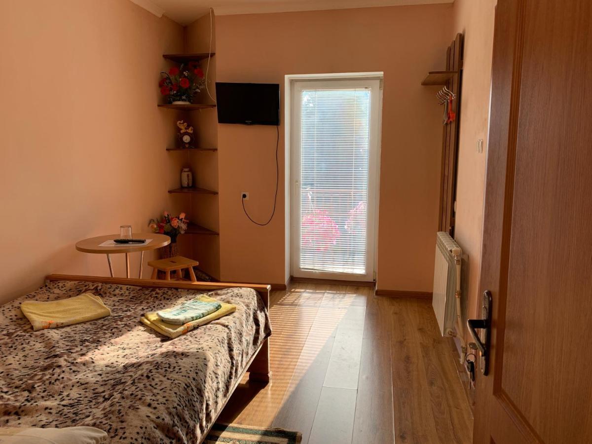 Hotel Дідів Рай à Volovets Extérieur photo